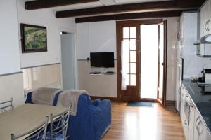 Kuchyň nebo kuchyňský kout v ubytování Apartamento Rural Oizalde