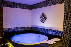 Koupelna v ubytování Arte Motel (Adults Only) + 30 fotografií