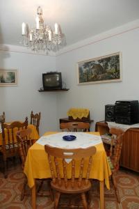 TV a/nebo společenská místnost v ubytování Guesthouse Mimas