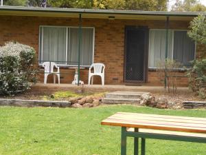 Vrt pred nastanitvijo Grampians View Cottages and Units