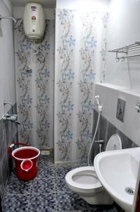 Koupelna v ubytování Hotel Anandhiram Heritage