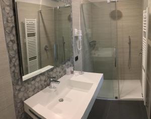 Koupelna v ubytování Hotel Villa Rosa