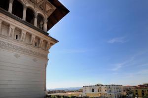 una vista desde el techo de un edificio en Villa Battista, en Ercolano