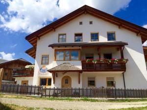 The building in which Az apartmant is located