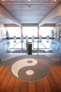 Sundlaugin á Hotel Tiefenbrunner eða í nágrenninu