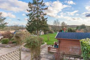 Aed väljaspool majutusasutust Park View Studio - Lydiard Millicent Swindon Wiltshire
