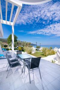 Gallery image of Mythodea Apartments in Limenas