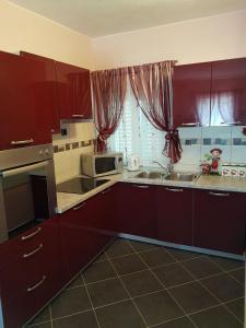 Kuchyň nebo kuchyňský kout v ubytování Villa Senka