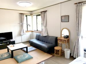 Gallery image of Guest House Seaside Namihei in Naoshima