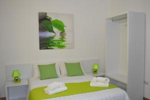 Postel nebo postele na pokoji v ubytování Bed Happy