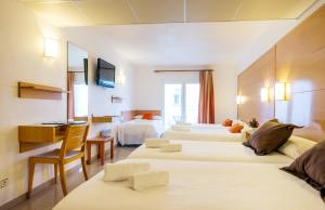 Gallery image of Hotel & Diving Les Illes in L'Estartit