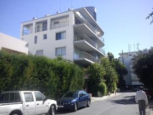 Το κτήριο όπου στεγάζεται  το διαμέρισμα