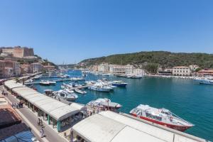 Gallery image of Les Appartements du Port in Bonifacio