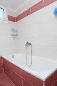 A bathroom at Konstantinos Luxury Apartment