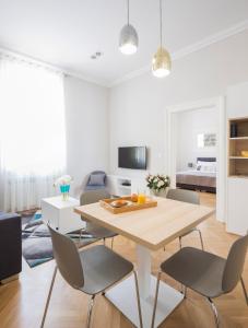 Gallery image of White Rose Apartment in Zagreb