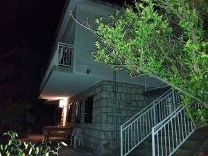 The building in which Az apartmant is located