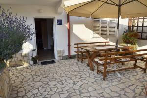 Balkón nebo terasa v ubytování Apartments Dumencic Rab