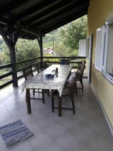 Balkón alebo terasa v ubytovaní Holiday Home Dora