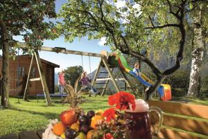 Foto dalla galleria di Pension Baumgarten a Naturno