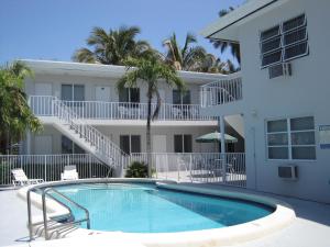Πισίνα στο ή κοντά στο Summerland Suites