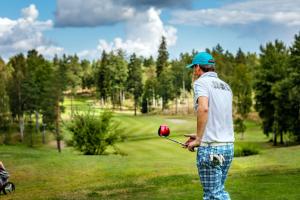 Golf v hotelu nebo okolí