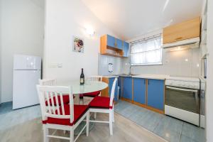 Kuchyň nebo kuchyňský kout v ubytování Apartment Juresko