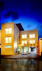 Budova, kde se aparthotel nachází