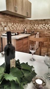 トレビニェにあるApartment Mašaのワイン1本(グラス2杯付)