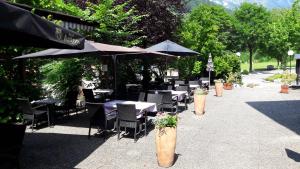 A restaurant or other place to eat at Pension Alfenz