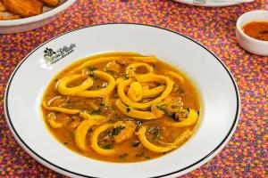 Comida in lodge ou em algum lugar perto