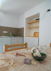 Kuchyň nebo kuchyňský kout v ubytování Fortuna Apartments