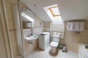 A bathroom at Apartmán Relax