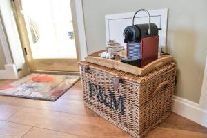 Billede fra billedgalleriet på Nether Farm Roundhouses - Henmore Water & Sturston Winds with hot tubs - Bradley Wood no hot tub i Ashbourne