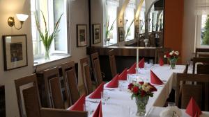 Reštaurácia alebo iné gastronomické zariadenie v ubytovaní Ośrodek SCSK Optima