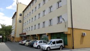 Budova, v ktorej sa apartmánový hotel nachádza