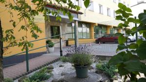 Budova, v ktorej sa apartmánový hotel nachádza