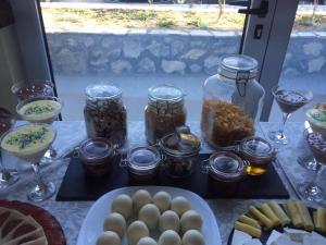 Maistas apartamentų viešbutyje arba netoliese