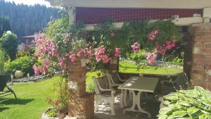 Zahrada ubytování Ferienwohnungen Garten Eden