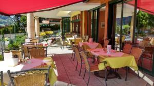 Εστιατόριο ή άλλο μέρος για φαγητό στο Hotel Guggenberger
