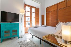 Postel nebo postele na pokoji v ubytování Luxury Rooftop - Space Maison Apartments