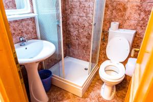 Koupelna v ubytování Guesthouse Lovćen