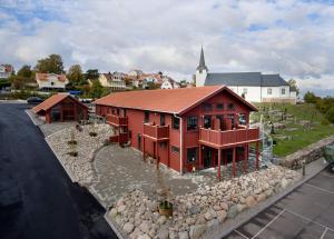 Gallery image of Slipens Hotell in Fiskebäckskil
