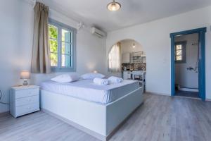 Gallery image of Studios Andromache in Skopelos Town