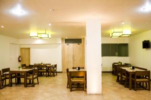 Restaurace v ubytování Hotel El Monte