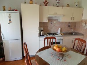 Kuchyň nebo kuchyňský kout v ubytování Apartment Marija & Iko + 9 fotografií