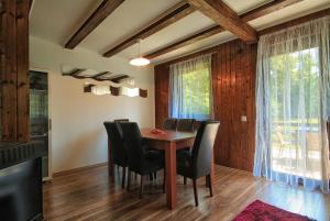 Galeriebild der Unterkunft Estavela Holiday home in Jezerce