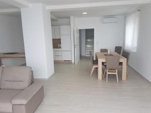 Posedenie v ubytovaní Villa Isabela