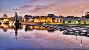 Θέα στο ποτάμι κοντά σε αυτό το διαμέρισμα