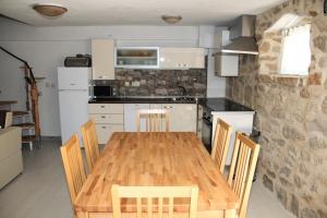 Kuchyň nebo kuchyňský kout v ubytování Vacation home Ania