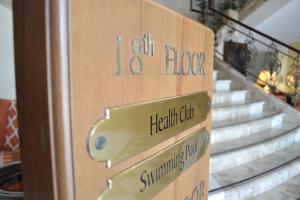 Certifikát, hodnocení, plakát nebo jiný dokument vystavený v ubytování Sheraton Khalidiya Hotel